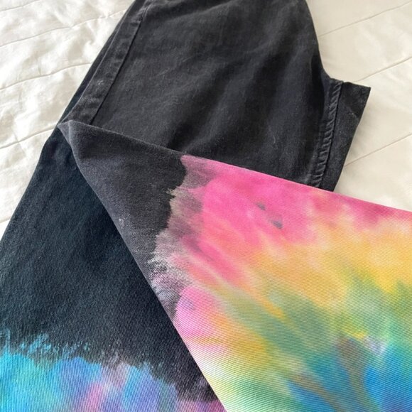 ✨ Split Spectrum Free Speech Jeanies – Size 30 ✨ - Picture 3 of 14